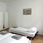 Bacher Apartment